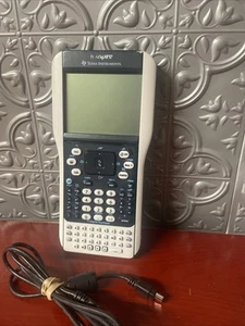 Texas Instruments TI-Nspire graphischer Taschenrechner mit Deckel ungetestet - Bild 1 von 6