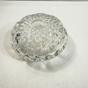 Portagioie in vetro cristallo con coperchio tondo Zajecar 24% piombo 3,5" - Foto 1 di 4