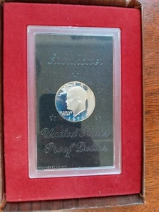 1971 Silver Eisenhower Proof Dollar - Picture 1 of 5