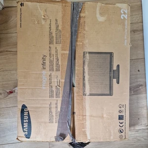 Samsung SyncMaster 226BW 22In 1680 x 1050 LCD Monitor - COLLECTION - Picture 1 of 1