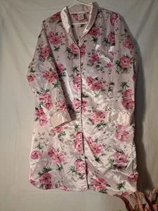 Vintage Adonna Nightshirt Silky Robe Sleepwear Size M Pink Cabbage Roses Buttons - Picture 1 of 10