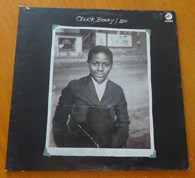 CHUCK BERRY--BIO--GATE-FOLD-6 TRACKS--UK CHESS--12" VINYL ALBUM-V/G+ - Image 1 of 2