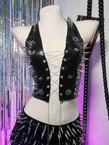 Harajuku Y2K TOPS E-Girls 90s Grunge Skull Spike Studded Rivet Punk Rock - Picture 1 of 13