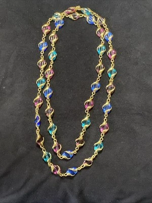 Collar de eslabones de cristal multicolor envuelto en tono dorado Swarovski retirado Foto 1 de 4