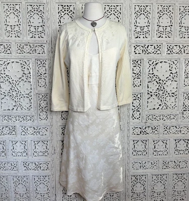 复古象牙色全新带标签 K Studio 串珠开衫和花卉迷笛连衣裙套装 尺寸 M — 第 1/4 张图片