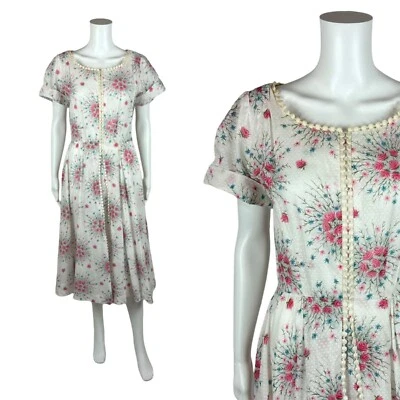Vestido Feminino Vintage Anos 50 Floral Pequeno Rosa Pontilhado Suíço Ajuste Transparente Flare - Imagem 1 de 4