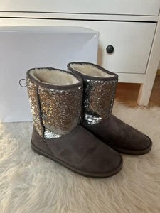 Catwalk Winterstiefel Stiefel Pailetten Grau Damen Gr. 39 Gebraucht wie NEU!! - Bild 1 von 3