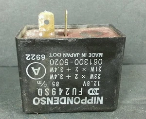 1982 81 gs 650 suzuki gs650 e flasher relay with rubber mount - Picture 1 of 6