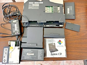 Gateway Solo 2000 Notebook Computer, parts only, battery pack/hard drive/manuals - Bild 1 von 21