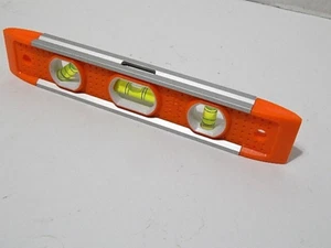 KLIEN TOOLS 930-9 MAGNETIC TORPEDO LEVEL - Picture 1 of 2