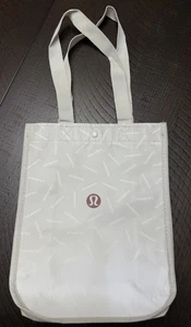 Lululemon wiederverwendbare Einkaufstasche Geschenktasche Yoga Logo Brotzeittasche hellgrau 12” x 9” x 4” - Bild 1 von 5