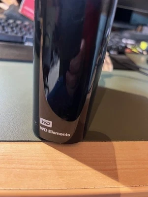 Western Digital WD Elements 3TB USB 3 External Desktop Storage WDBWLG0030HBK-04 - Image 1 of 4