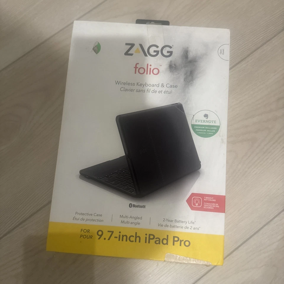 Funda tipo folio ZAGG con teclado inalámbrico retroiluminado para Apple iPad 9,7" (A97ZFK-BB0) Foto 1 de 1