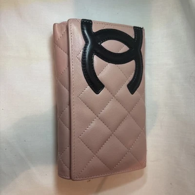 Auténtica Cartera Chanel Negra CC Rosa Acolchada Foto 1 de 4