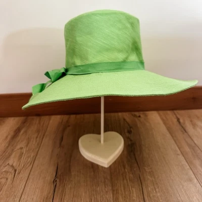 VTG 50’s Women’s Wide Brim Hat Green Bow Ribbon Derby Easter Church - Image 1 of 4