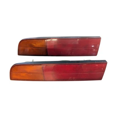 Luz trasera lado conductor Nissan 300ZX Z31 1987-1989 Foto 1 de 4