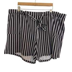 Black White Vertical Stripe Pull-On Tie Belt Shorts Plus Size 26 28 Boho Goth - Picture 1 of 9