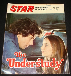 STAR LOVE STORIES 1982 TEEN COMIC PIN UPS SHAKIN' STEVENS PAUL WELLER THE JAM - Picture 1 of 4