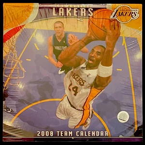 Calendario del equipo Kobe Bryant 2008 de Los Angeles Lakers en portada - casi nuevo estado & Precintado - Imagen 1 de 2