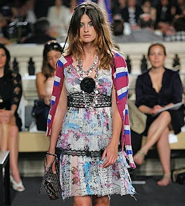 Cárdigan Pristine Celebrity Runway Chanel a Rayas 100% Cachemira 38 40 S M - Imagen 1 de 9