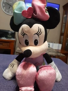 MUÑECA MINNIE MOUSE PLUSHEE - Imagen 1 de 3