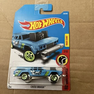 Tarjeta larga azul claro Hot Wheels Cruise Bruiser HW Daredevils #a - Imagen 1 de 2