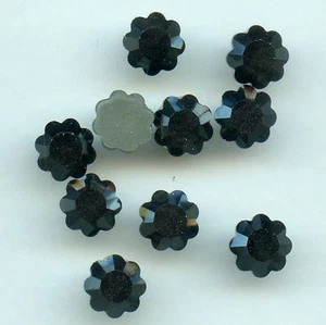 2712 SS34 H hf* 12 SWAROVSKI BLUMENSTRASS FLACHER BODEN, HOTFIX 7,2mm HÄMATIT JET - Bild 1 von 4