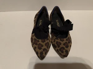 Rothys Mary Jane  Women’s Sz  8.5 Ballerina Inspired Shoe!!! Leopard!!! Cute!!! - Picture 1 of 13
