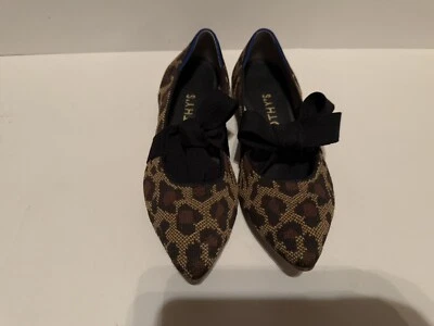 Rothys Mary Jane  Women’s Sz  8.5 Ballerina Inspired Shoe!!! Leopard!!! Cute!!! - Image 1 of 4
