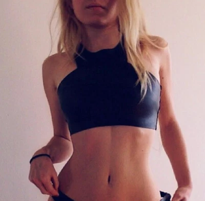 Top de natación para mujer MIKOH negro recortado trasero talla pequeña L27336 Foto 1 de 2