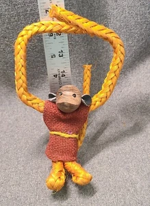 Vintage MCM Braided Rope Monkey Folk Art Toy Souvenir Made in Taiwan - Picture 1 of 4
