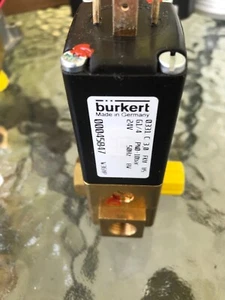 Burkert Easy Fluid Control SYS 0331-C-3.0-Ventile & Magnetventil - Bild 1 von 6
