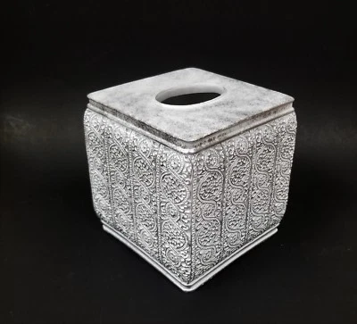 Raymond Waites Bianco + Argento Intagliato Resina Stile Vintage - Immagine 1 di 4