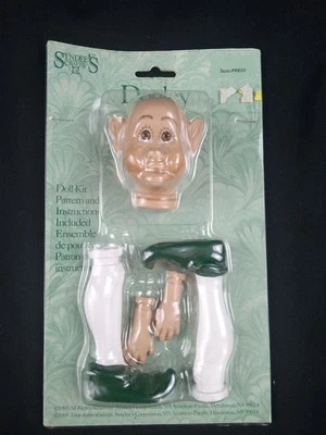 Vintage Syndee's Crafts Dooley Elf Doll Kit 1995 Vinyl Head Christmas 90010 - Image 1 of 2
