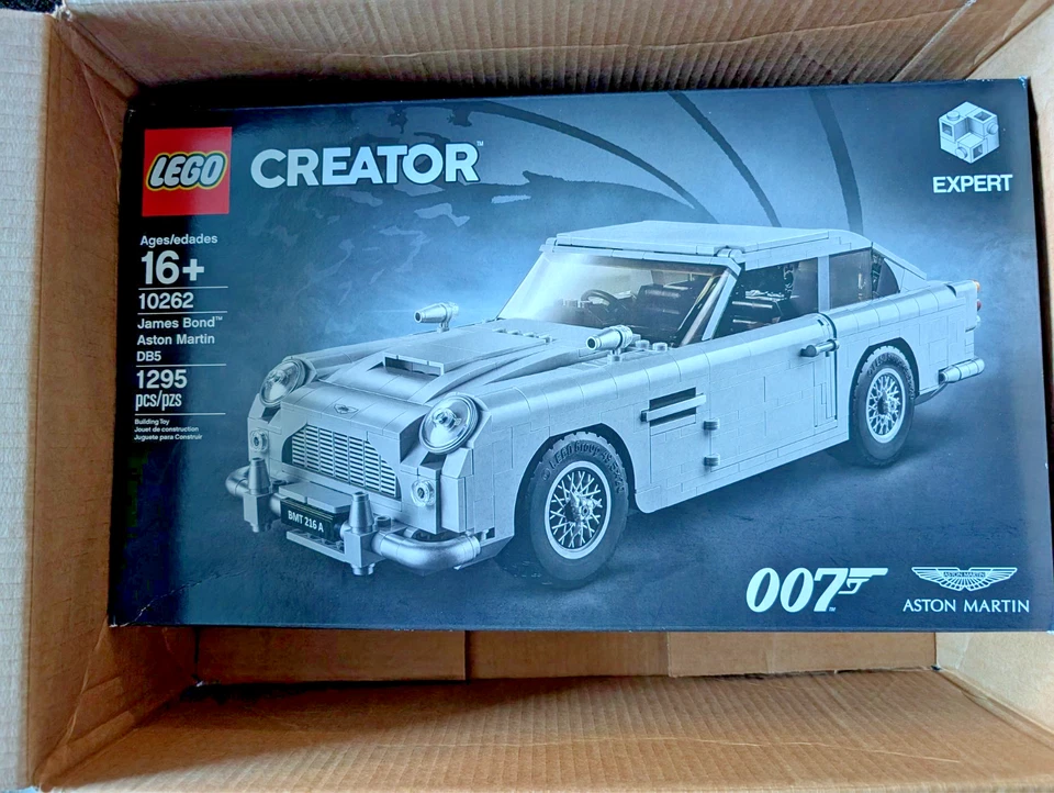 DAMAGED BOX LEGO Creator Expert 10262 James Bond Aston Martin DB5 Retired - Image 1 of 1