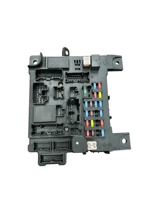 51945j238 Scatola fusibili Mitsubishi ASX 1.8 150CV 2010/2022 - Immagine 1 di 4