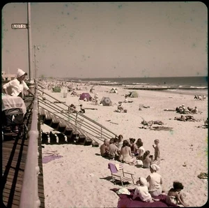 LC30-04 ROCKAWAY BEACH at 107th STREET Original 2.25" Transparency NYC 1950's - Picture 1 of 1