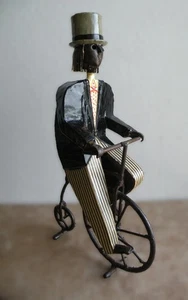 Scultura ciclista in acciaio vintage firmata dall'artista messicano Manuel Felguerez - Foto 1 di 11