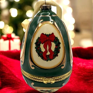 Mr. Christmas Musical Egg Ornament Music Box Porcelain Valerie Parr Hill Wreath - Picture 1 of 12