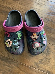 Kids Crocs Disney Villains Clogs, Water Shoes, Slip On Shoes C 13 - Picture 1 of 12