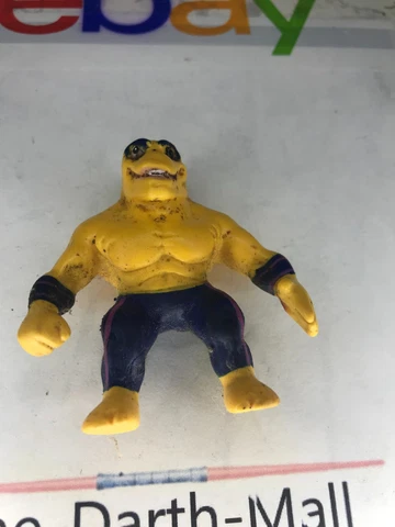 Vintage 1992 Snailiens Shell Fighters Toy Action Figure Cover