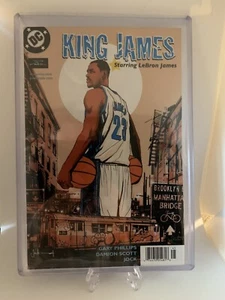 3-Lebron James ROOKIE #1 DC Comic 2003-04 Rare Powerade 1st Edition w/top Loader - Picture 1 of 5