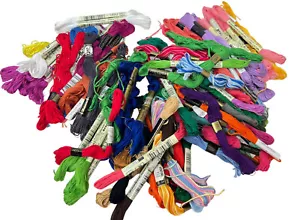 Huge Lot 105 Embroidery Floss Thread Skeins Coats J&P More Vintage Craft Colors - Picture 1 of 4