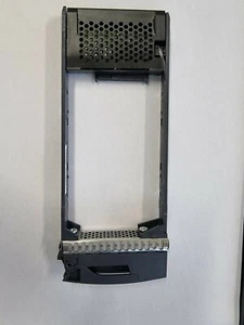 NetApp 2.5 Inch SAS HDD Caddy / Hard Drive Frame 111-00721 +A0 DS2246 DS2552 - Afbeelding 1 van 4