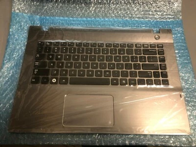 Samsung NP-Q470 Series Palmrest Touchpad + Keyboard BA75-03748L  - Image 1 of 4