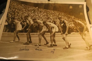 1935 Stockholm Press Photo of start 1500 meters Race,Lovelock,Venzke,Ny finish - Picture 1 of 2