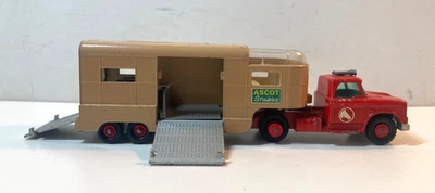 MATCHBOX Lesney KING SIZE K-18 Dodge Tractor Articulated HORSE VAN England 1970 - Image 1 of 4