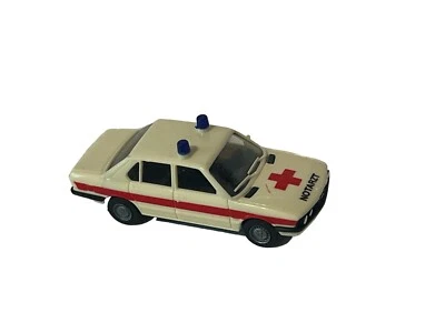 Wiking Brekina 塑料汽车卡车柏林德国复古微型迷你 Notarzt 警笛 — 第 1/3 张图片
