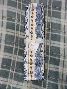 Pottery Barn Botanical Bunny Cotton Table Runner- NWT - Picture 1 of 6