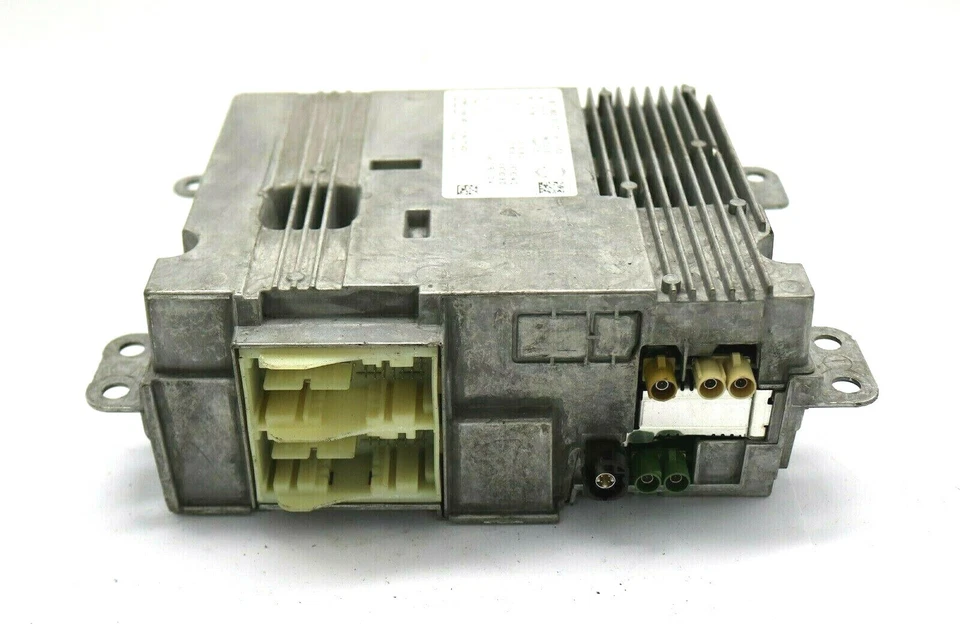 Mercedes-Benz Sprinter 907 Centralina Radio CD Media A9079009103 - Immagine 1 di 1